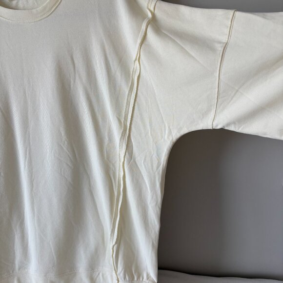 NWOT - Lavender J Oversized Lightweight Sweatshirt - Size L - Picture 2 of 9